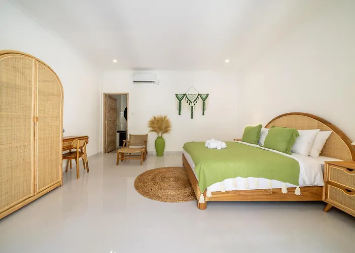 Semera - Secluded Pool With Spacious Patio * ケロボカン